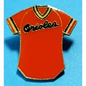 Vtg 1985 BalTimore Orioles Lapel Pin jersey 621l9